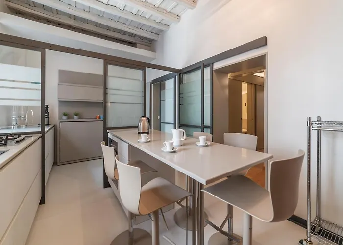 Guesthost - Piazza Navona Elegant Apartamento *